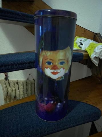 Decoratieve clown pop beschikbaar voor biedingen