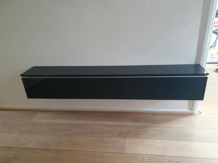 Ikea Besta TV Meubel - Glanzend Zwart, Huis en Inrichting, Kasten | Televisiemeubels, Zo goed als nieuw, Minder dan 100 cm, 150 tot 200 cm