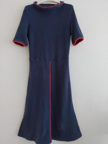 Whos That Girl Jurk - Blauw met Rode Details beschikbaar voor biedingen