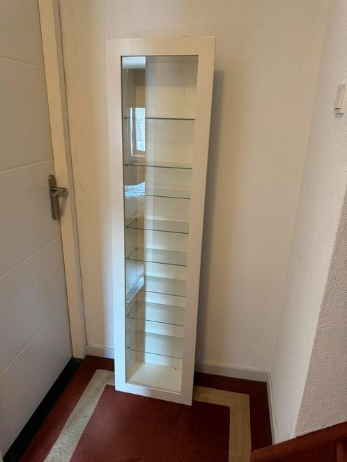 IKEA wand vitrinekast, Huis en Inrichting, Kasten | Vitrinekasten, Gebruikt, 25 tot 50 cm, Ophalen