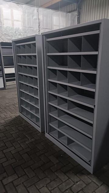 Metalen vakken kasten, vakverdeler kasten , roldeurkasten  beschikbaar voor biedingen
