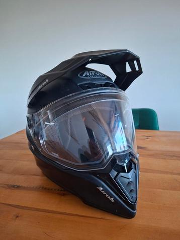 Airoh Commander 2 Motorhelm S beschikbaar voor biedingen