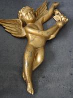 engel metaal vintage metalen engel met bloem goud, Ophalen of Verzenden, Zo goed als nieuw, Religie