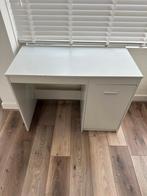 Wit bureau met Opbergruimte, Ophalen, Zo goed als nieuw, Bureau
