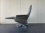 Zeer nette grijze leren topform relax fauteuil elektrisch, Ophalen, Gebruikt, Minder dan 75 cm, Nvy