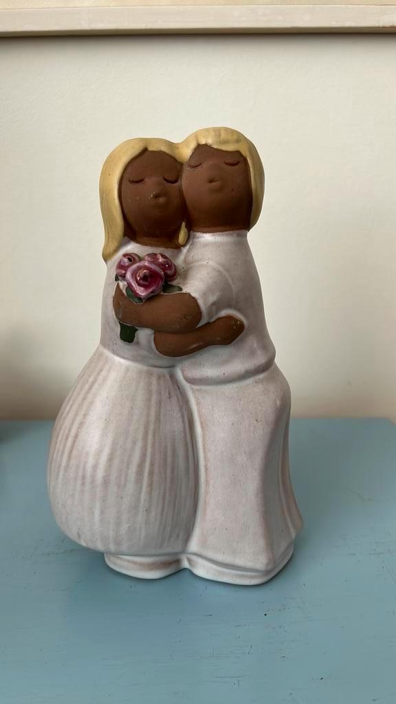 Verliefd stel of bruidspaar Zweeds keramiek Jie Gantofta, Verzamelen, Beelden en Beeldjes, Zo goed als nieuw, Dier, Ophalen of Verzenden