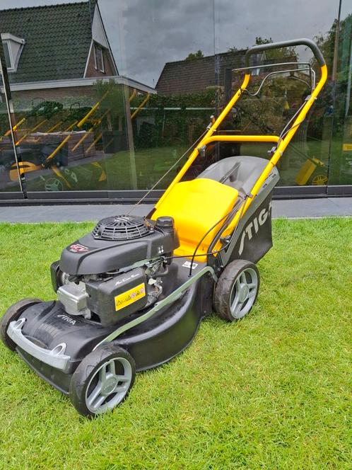 STIGA combi 53 sqh honda Gcv  motor de echte, Tuin en Terras, Grasmaaiers, Zo goed als nieuw, Cirkelmaaier, Ophalen of Verzenden