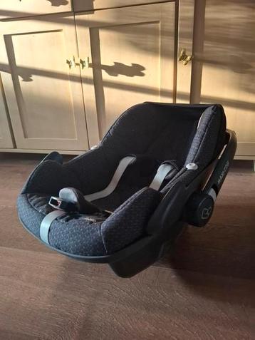 Maxi cosi pebble beschikbaar voor biedingen