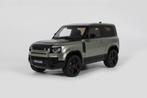 Land Rover Defender P400 HSE (Pangea Green) 1:18 GT-Spirit, Overige merken, Rue de L' Ecusson 2, 56120 Josselin France, Nieuw