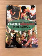 Praktijkonderzoek in de School - Handboek, Ophalen of Verzenden, Zo goed als nieuw, HBO
