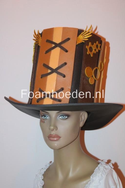 Foamhoed - Steampunk hogehoed One Size €19.50, Kleding | Heren, Carnavalskleding en Feestkleding, Nieuw, Overige maten, Ophalen of Verzenden