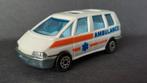 Renault Espace Ambulance 1:64 novacar majorette Pol, Hobby en Vrije tijd, Modelauto's | Overige schalen, Ophalen of Verzenden