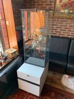 Glas vitrinekast met losse onder lade kastje vitrine kast, Ophalen, 50 tot 100 cm, 150 tot 200 cm, 25 tot 50 cm