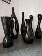 Zwarte glazen vazen, Huis en Inrichting, Ophalen, 50 tot 75 cm, Zwart, Glas