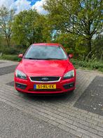 Ford Focus 1.6 74KW 5D Nieuwe APK 01-06-2025, Auto's, 47 €/maand, Origineel Nederlands, Te koop, 5 stoelen