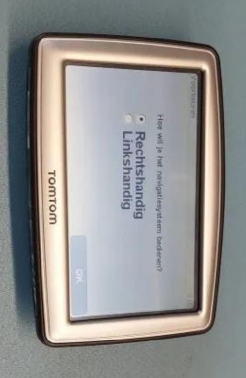 TomTom XL met toebehoren, Auto diversen, Autonavigatie, Gebruikt, Ophalen of Verzenden