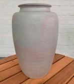 Vaas van Klaas Mobach 825 mad grijs witte vaas 27 cm hoog., Antiek en Kunst, Ophalen of Verzenden