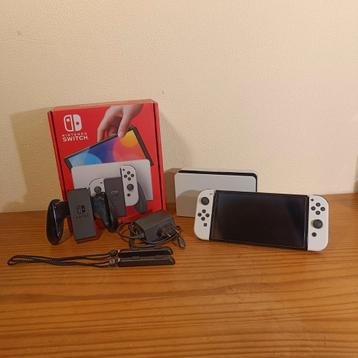 Nintendo Switch OLED (Wit) - Zo goed als nieuw! beschikbaar voor biedingen