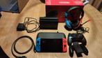 Nintendo Switch met headset & controller, Spelcomputers en Games, Spelcomputers | Nintendo Switch, Ophalen of Verzenden, Zo goed als nieuw