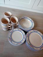 Servies met bloemmotief, Ophalen of Verzenden, Zo goed als nieuw, Bord(en), Overige stijlen