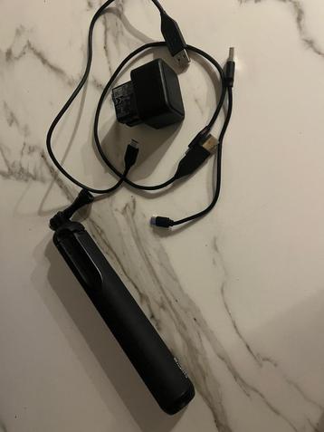 Go Pro statief en accu beschikbaar voor biedingen