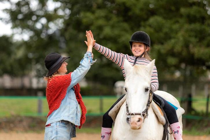 Prive paardrijles aan huis Friesland, Diensten en Vakmensen, Dieren | Paarden | Verzorging, Oppas en Les, Gedragstraining, Paardrijles of Ponykampen