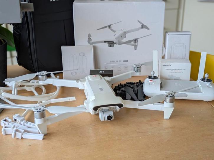 Fimi X8 2020 in nieuwstaat met vele extras, Audio, Tv en Foto, Drones, Zo goed als nieuw, Ophalen of Verzenden