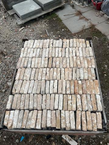 Gele IJsselstenen - 750 hele, 135 halve beschikbaar voor biedingen