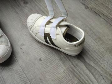 Sneakers maat 27 beschikbaar voor biedingen