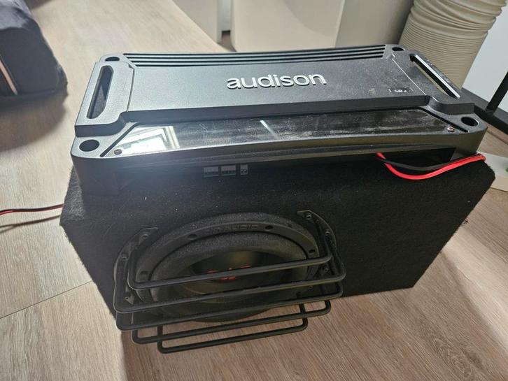 Subwoofer met Versterker - Audison SR4 & DD Audio, Auto diversen, Autospeakers, Gebruikt, Ophalen of Verzenden
