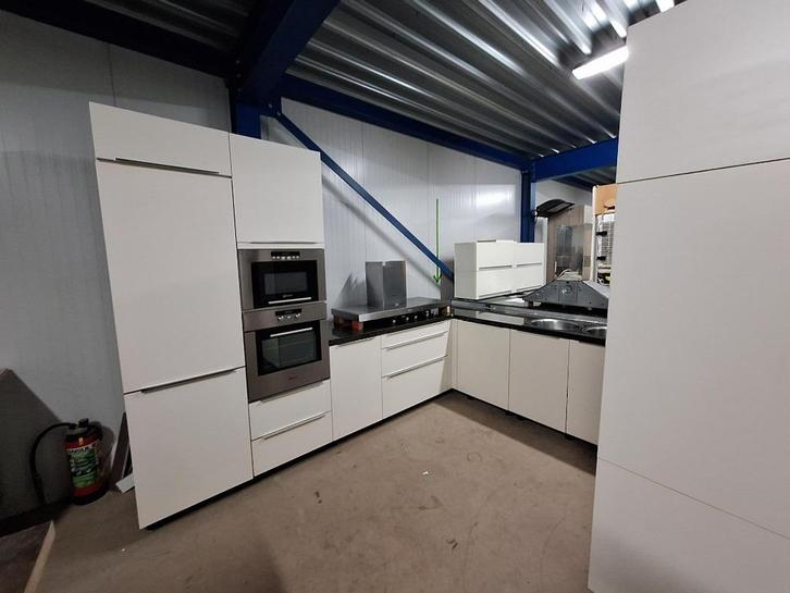 Complete keuken Compleet met APP 120Keukens op voorraad 2810, Huis en Inrichting, Keuken | Complete keukens, Zo goed als nieuw