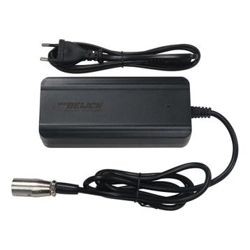 XLR 4 pins neutrik 36V 2 Ampère oplader model PMU3 beschikbaar voor biedingen