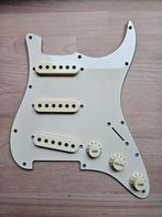 Fender Stratocaster Accessoires Kit - Slagplaat & Pickups, Ophalen of Verzenden, Zo goed als nieuw, Elektrische gitaar