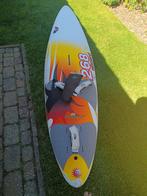 F2 wizzard 268 surfplank, Watersport en Boten, Windsurfen, Ophalen of Verzenden, Gebruikt, 250 tot 300 cm, Plank