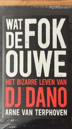 Wat de Fok Ouwe - DJ Dano Biografie, Ophalen of Verzenden, Nieuw, Film, Tv en Media