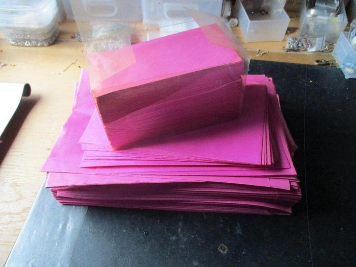 partij van ong 500 roze cadeauzakjes, Hobby en Vrije tijd, Kralen en Sieraden maken, Nieuw, Overige typen, Ophalen of Verzenden