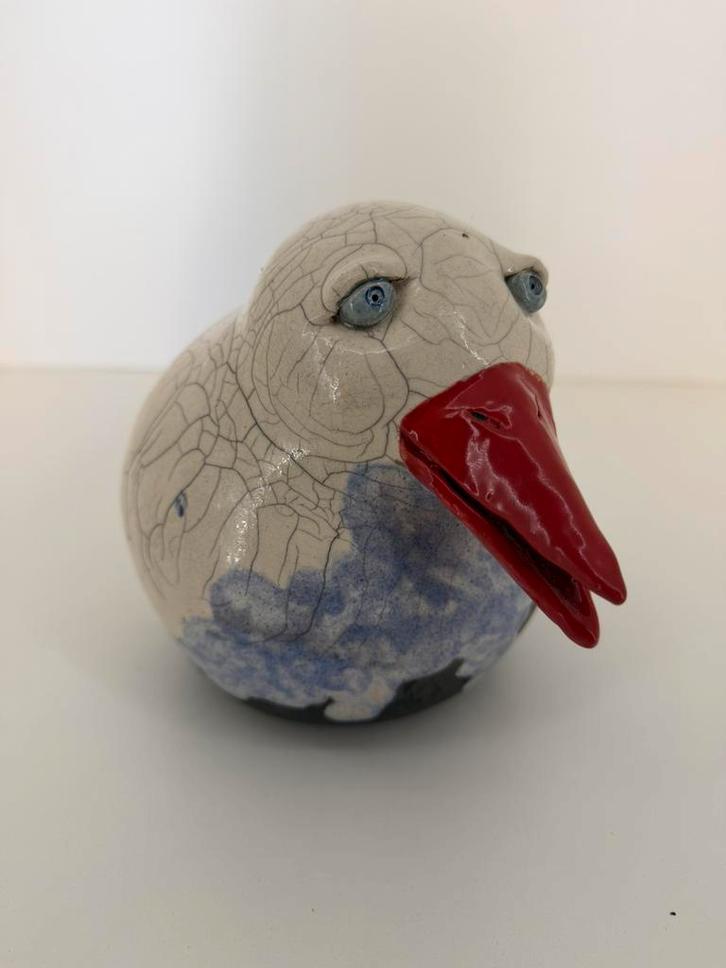 Keramieken ooievaar – handgemaakt kunstobject (18 cm), Antiek en Kunst, Antiek | Keramiek en Aardewerk, Ophalen of Verzenden