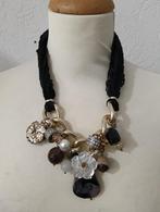 Ketting zwart stof met stenen van Wings, Ophalen of Verzenden, Zo goed als nieuw, Zwart, Steen of Mineraal