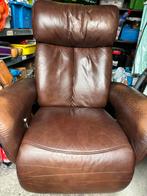 Lekkere relax stoel draaibaar en beentjes omhoog, Ophalen, Gebruikt, Leer, 50 tot 75 cm
