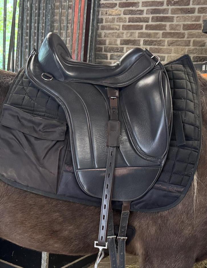 Edix boomloos zadel, Dieren en Toebehoren, Paarden en Pony's | Zadels, Zo goed als nieuw, Dressuur, Ophalen of Verzenden