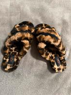 Ugg Pantoffels Maat 37 (valt kleiner) - Nieuw, Beige, Overige typen, Nieuw, Ophalen of Verzenden