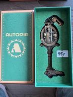 Disney limited autopia key / sleutel, Ophalen of Verzenden, Sneeuwwitje of Doornroosje, Zo goed als nieuw, Beeldje of Figuurtje