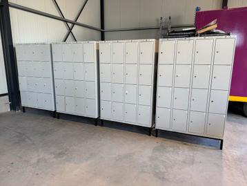 4 Lockerkasten - Bouwjaar 2023 beschikbaar voor biedingen