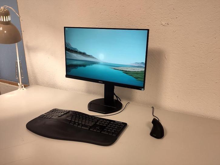 Monitor Philips 241B8QJEB/00, Computers en Software, Monitoren, Zo goed als nieuw, 60 Hz of minder, Curved, IPS, Full HD, Ophalen