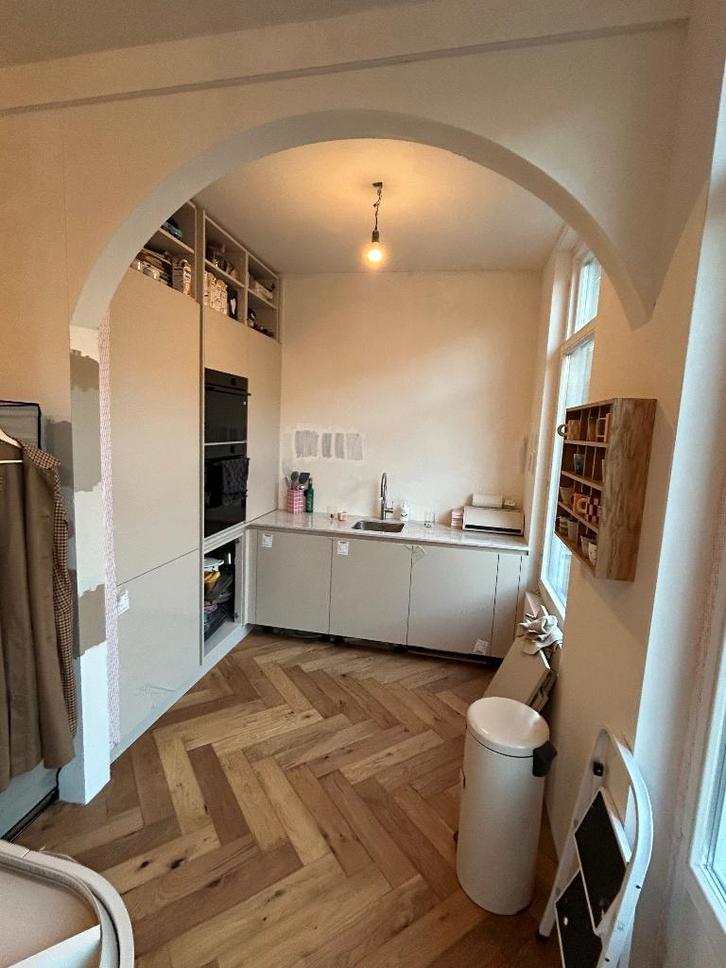 Te koop: eiken visgraat vloer (NIEUW, in verpakking), Huis en Inrichting, Overige Huis en Inrichting, Nieuw, Ophalen