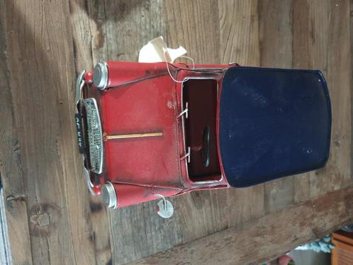 metalen blik auto mini rood clayre en eef, Huis en Inrichting, Woonaccessoires | Overige, Nieuw, Ophalen of Verzenden