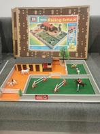 Britains riding school., Hobby en Vrije tijd, Modelauto's | 1:32, Ophalen of Verzenden, Zo goed als nieuw, Tractor of Landbouw