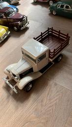 Ford pick-up 1934, Hobby en Vrije tijd, Modelauto's | 1:18, Ophalen of Verzenden, Zo goed als nieuw