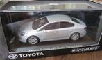 Minichamps Toyota Avensis Zilver metallic, Hobby en Vrije tijd, Modelauto's | 1:43, Nieuw, Ophalen of Verzenden, MiniChamps, Auto
