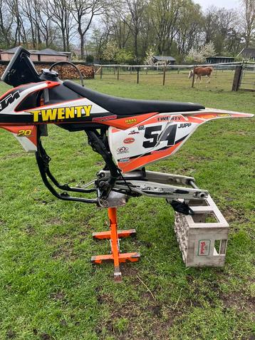 Ktm frame en delen sxf2018 beschikbaar voor biedingen